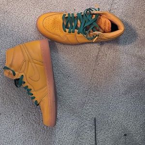 Jordan Gatorade 1’s